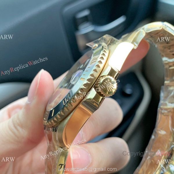Swiss Quality AAA Replica Rolex Submariner Citizen 8215 Watch Yellow Gold Black 40mm