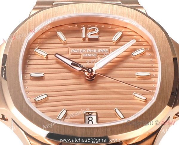 Swiss Cal.324 SC Patek Philippe Lady-Nautilus Copy Watches Rose Gold Dial