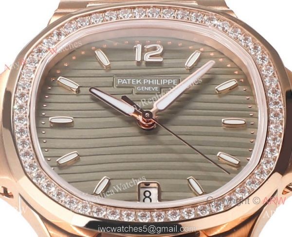 Swiss Cal.324 SC Patek Philippe Nautilus Watches Diamond Bezel Green Dial for Women