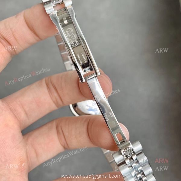 Swiss Quality Replica Rolex Datejust Rhodium Dial With Diamonds Ladies Watch 28mm