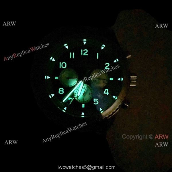 Vintage Style Breitling Premier Replica Watch Stainless Steel Vintage Style Breitling Premier Replica Watch Stainless Steel
