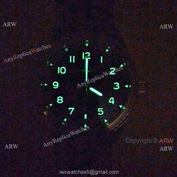 Vintage Style Breitling Premier Automatic Watch Black Dial Vintage Style Breitling Premier Automatic Watch Black Dial
