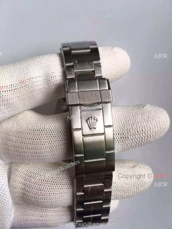 Rolex Vintage Submariner Replica Watch Stainless Steel Black Bezel Rolex Vintage Submariner Replica Watch Stainless Steel Black Bezel