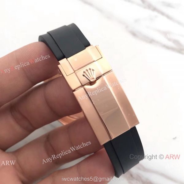 Swiss Grade Rolex Daytona Rose Gold Black Rubber Watch AR Factory Swiss Grade Rolex Daytona Rose Gold Black Rubber Watch AR Factory