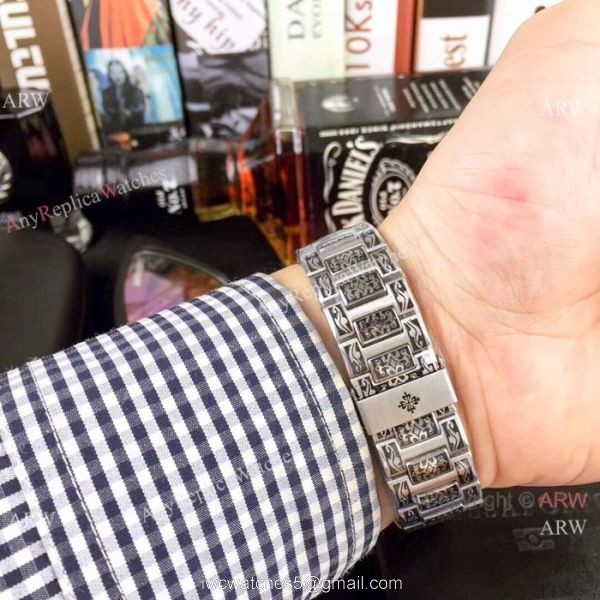 Best Replica Patek Philippe Engraving Nautilus Blue Dial 40MM Watches Best Replica Patek Philippe Engraving Nautilus Blue Dial 40MM Watches