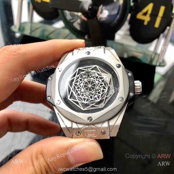 Low Price Replica Hublot Big Bang Sang Bleu Rose Gold watches Low Price Replica Hublot Big Bang Sang Bleu Rose Gold watches