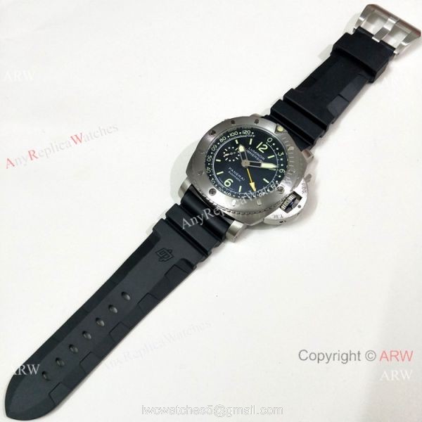 2019 Replica Panerai Submersible Rubber Strap PAM193 Watch Green Markers 2019 Replica Panerai Submersible Rubber Strap PAM193 Watch Green Markers