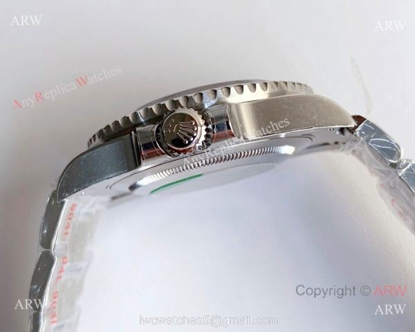 New Rolex GMT-Master II Stainless Steel 116710LN Noob 3135 Replica Watch (V10) New Rolex GMT-Master II Stainless Steel 116710LN Noob 3135 Replica Watch (V10)