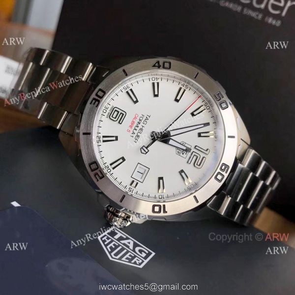 Swiss Replica Tag Heuer Formula 1 CALIBRE 5 White Dial Bracelet 2019 New Swiss Replica Tag Heuer Formula 1 CALIBRE 5 White Dial Bracelet 2019 New