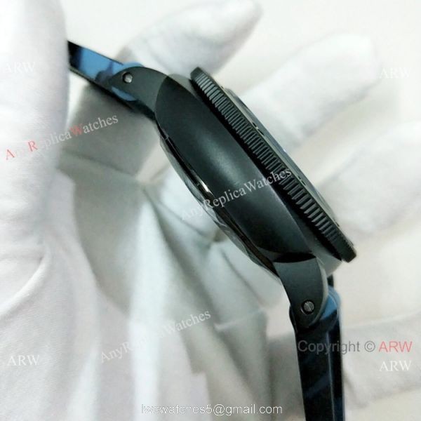 2019 New Panerai Luminor Submersible Camouflage Watch Black Case 2019 New Panerai Luminor Submersible Camouflage Watch Black Case
