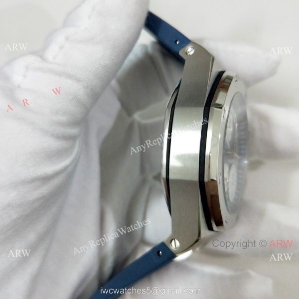 Fake Audemars Piguet Royal Oak Offshore Blue Rubber Strap Watch 44mm Fake Audemars Piguet Royal Oak Offshore Blue Rubber Strap Watch 44mm