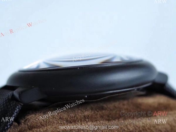 TW Factory Faux Cartier Ballon Bleu 42mm All Black Watch With Red Markers TW Factory Faux Cartier Ballon Bleu 42mm All Black Watch With Red Markers