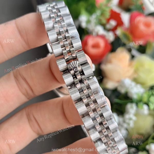 Swiss Quality Replica Rolex Datejust Rhodium Dial With Diamonds Ladies Watch 28mm Swiss Quality Replica Rolex Datejust Rhodium Dial With Diamonds Ladies Watch 28mm
