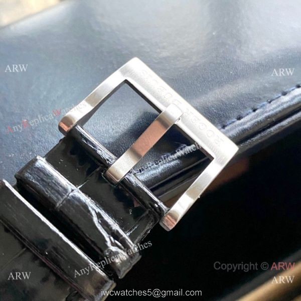 New Replica Roger Dubuis Excalibur 46 Hollow Watch White Inner New Replica Roger Dubuis Excalibur 46 Hollow Watch White Inner