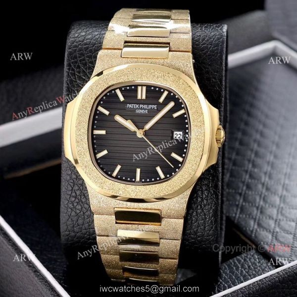 Copy Patek Philippe Nautilus Frosted Gold Watch with Luminous Dial Markers Copy Patek Philippe Nautilus Frosted Gold Watch with Luminous Dial Markers