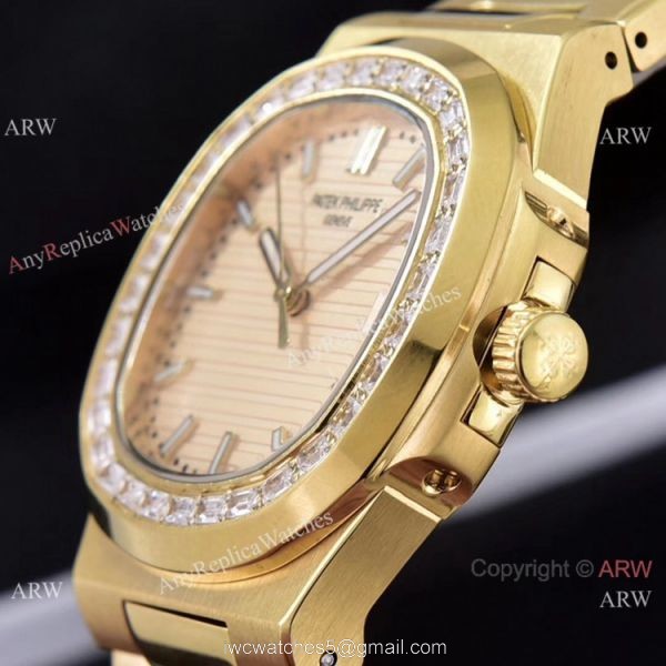 Copy Patek Philippe Nautilus 40mm Watches New Green Dial Gold Case Copy Patek Philippe Nautilus 40mm Watches New Green Dial Gold Case