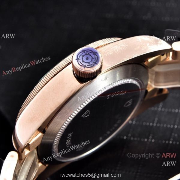 Replica Tudor Heritage Black Bay 41mm Men Watches Red Bezel Rose Gold Replica Tudor Heritage Black Bay 41mm Men Watches Red Bezel Rose Gold