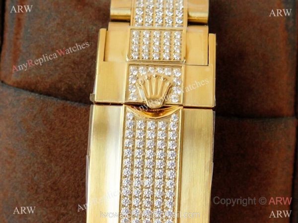 (ROF) Swiss Rolex GMT-master II Custom Luxury Watch Yellow Gold Diamond Band (ROF) Swiss Rolex GMT-master II Custom Luxury Watch Yellow Gold Diamond Band