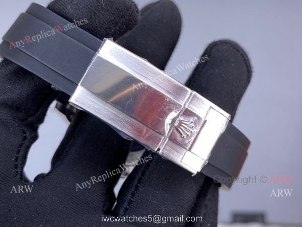 Pre-Sale Noob Factory Rolex Daytona Grey Dial Rubber Strap Swiss 4130 Watch with diamonds on the lugs Pre-Sale Noob Factory Rolex Daytona Grey Dial Rubber Strap Swiss 4130 Watch with diamonds on the lugs