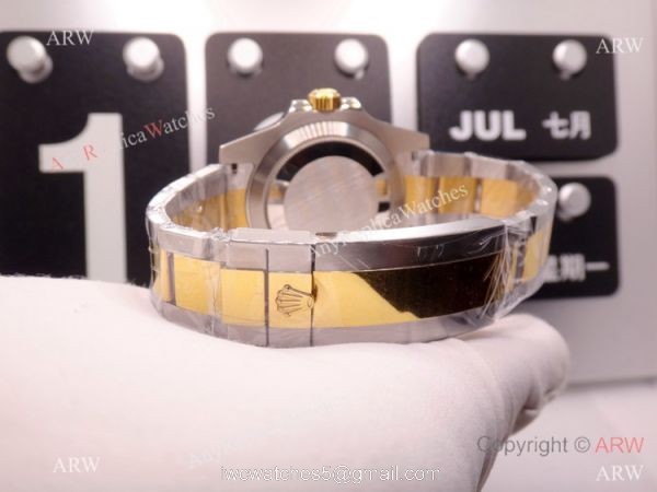 Pre-Owned AAA Replica Rolex Submariner Noob Swiss 3135 Two Tone Blue Watch 40mm Pre-Owned AAA Replica Rolex Submariner Noob Swiss 3135 Two Tone Blue Watch 40mm