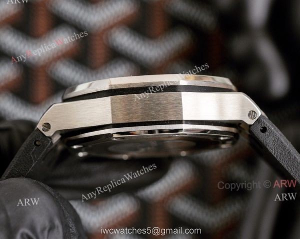 Copy Audemars Piguet Royal Oak Rose Gold 42mm Rainbow Bezel Watch White Dial Copy Audemars Piguet Royal Oak Rose Gold 42mm Rainbow Bezel Watch White Dial