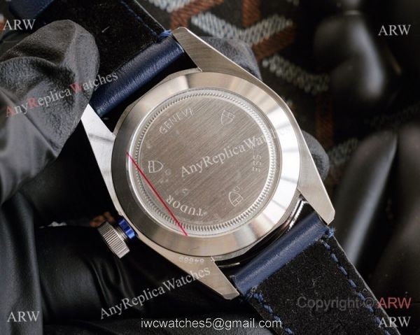 Vintage Tudor Heritage Watch Stainless Steel Blue Dial Automatic 42mm Vintage Tudor Heritage Watch Stainless Steel Blue Dial Automatic 42mm
