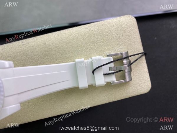 Swiss Rolex Submariner White Ceramic 5G Factory 3135 40mm Watch Swiss Rolex Submariner White Ceramic 5G Factory 3135 40mm Watch