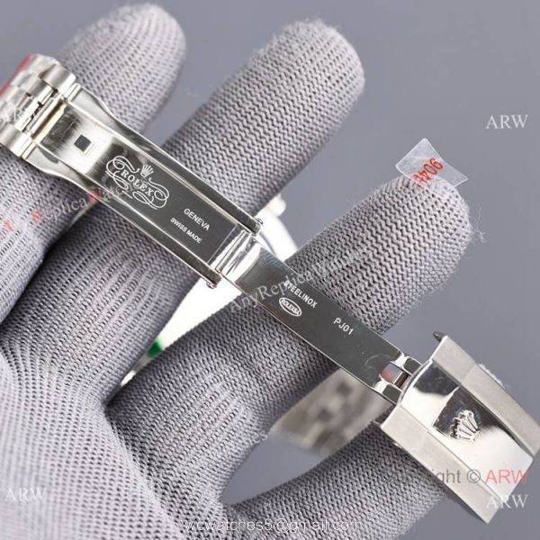 Swiss Quality Copy Rolex Datejust II 8215 Watch 904L Two Tone Diamonds Bezel Swiss Quality Copy Rolex Datejust II 8215 Watch 904L Two Tone Diamonds Bezel