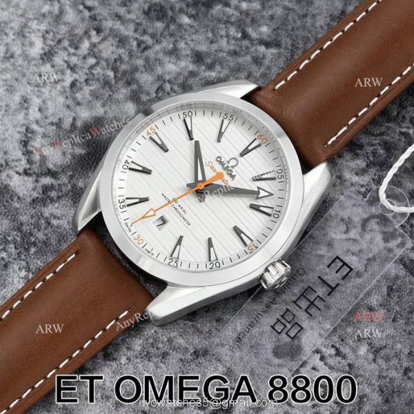 Replica Omega Seamaster Swiss ETA 8800 Movement Superluminova Leather Band Watch