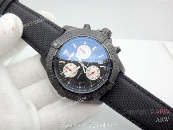 Replica Breitling Watch: Chronometre Certifie 1000m Silver Sub-Dials