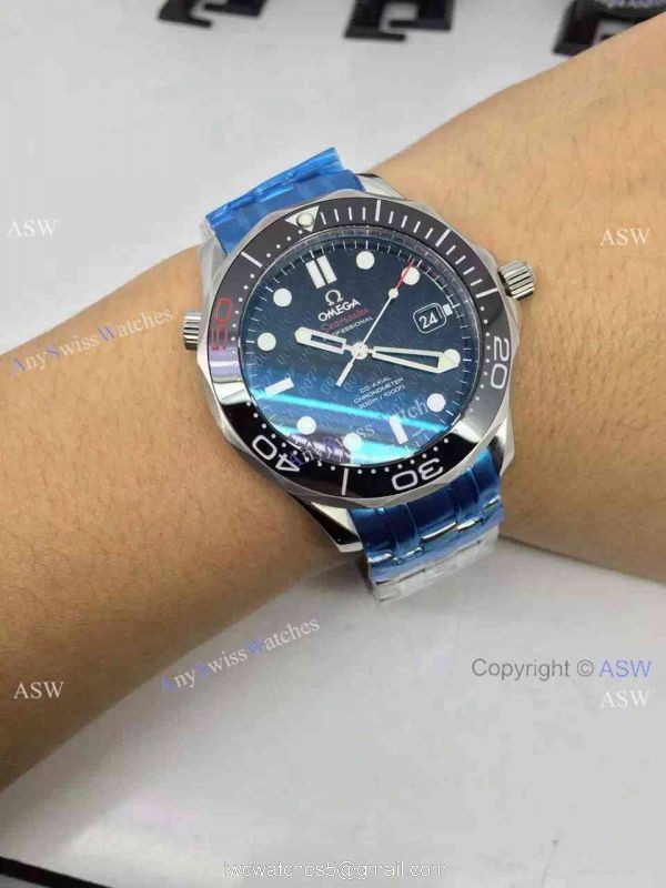 Replica Swiss 2836 Omega 007 Watch Replica for 50th Anniversary