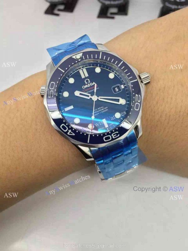 Grade 1A Omega Replica Watches James Bond Blue Ceramic Blue Dial