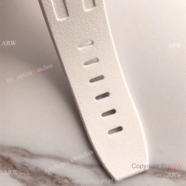 Swiss Grade Replica Audemars Piguet Royal Oak Offshore White Dial Rubber