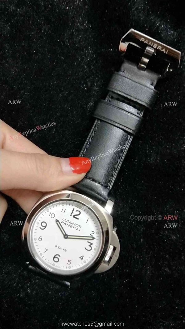 Luminor Panerai 8 Days White Dial Replica Watch PAM561