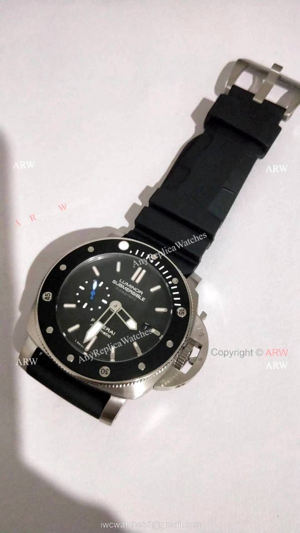 Copy Panerai Luminor Submersible Black Bezel Watch PAM1389