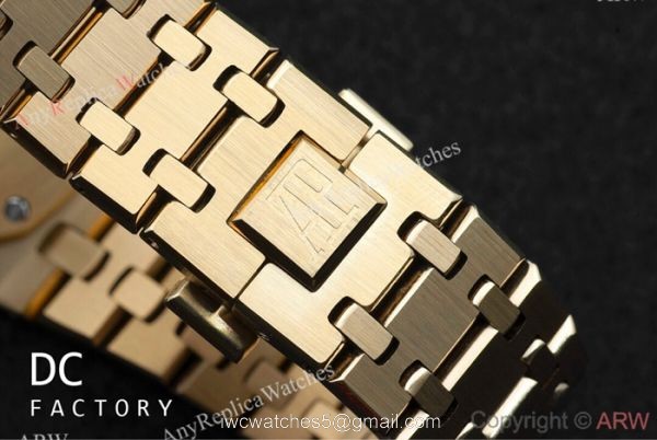 Best Copy Audemars Piguet Royal Oak Jumbo Extra Thin Watch Gold Case