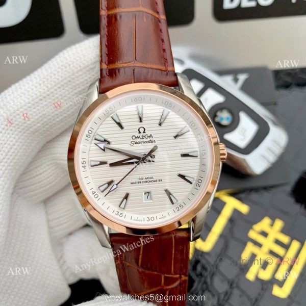 Omega Seamaster Aqua Terra Swiss 8900 Watch Rose Gold Bezel