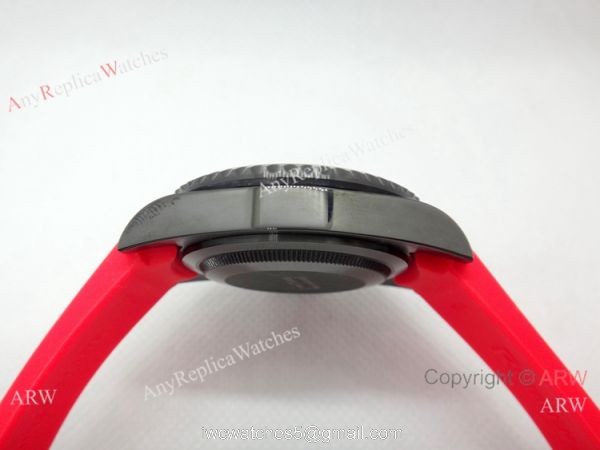 Rolex Supreme limited edition Red Rubber Strap Copy Watch 40mm