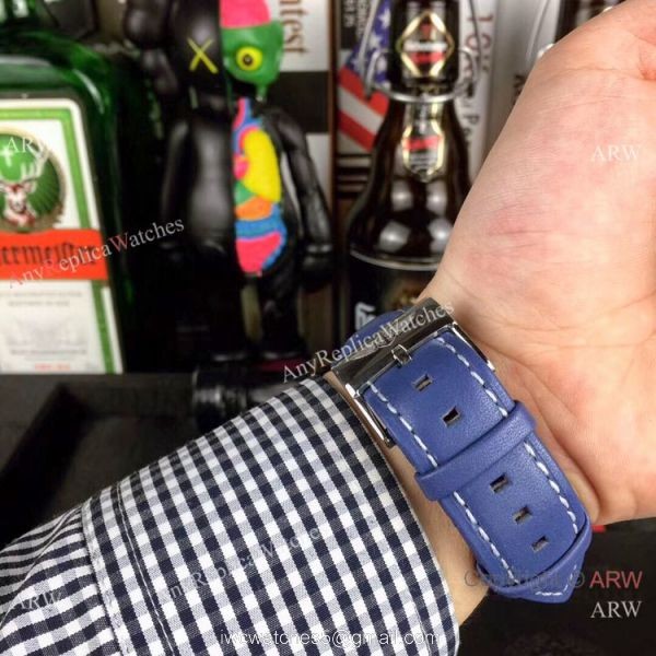 2019 Replica Breitling Navitimer Chronograph Blue Dial Blue Leather Band Watches