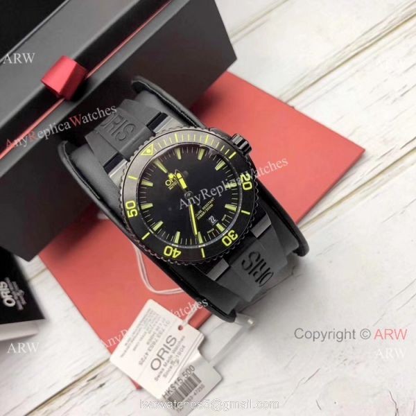 Swiss Fake Oris Aquis 43mm Watch Black and Yellow