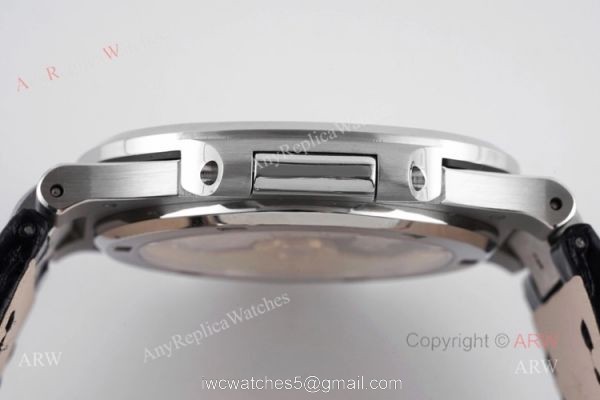 Swiss Replica Patek Philippe Nautilus Stainless Steel White Dial Watch Swiss 324 movement
