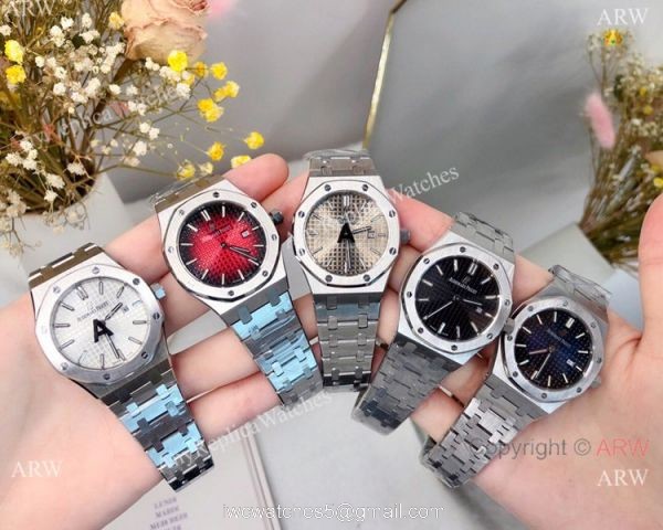 Best Copy Audemars Piguet Royal Oak Red Dial Watch 33mm Women