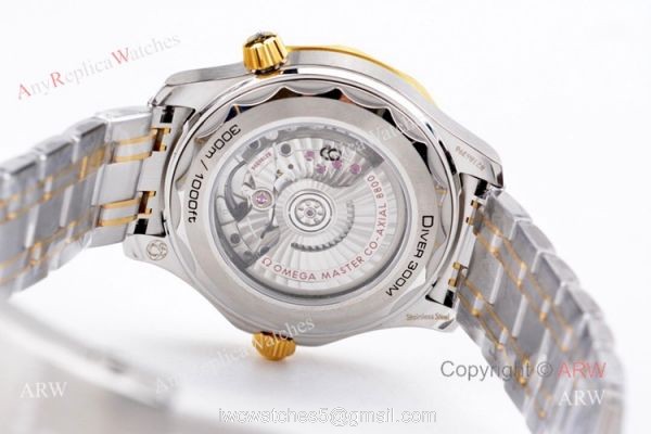 VS Factory Omega Seamaster Diver 300m Blue Dial Gold And Silver Watch Best Replica