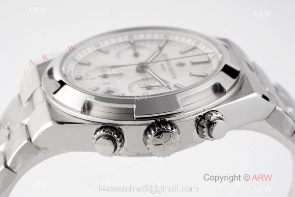 Swiss Replica Vacheron Constantin Overseas Chronograph 5500V White Dial Watch