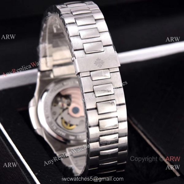 Copy Patek Philippe Nautilus Automatic Wrist Malachite Green Dial 40mm