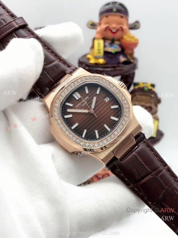 Patek Philippe Nautilus Replica Watch Diamond Bezel Rose Gold