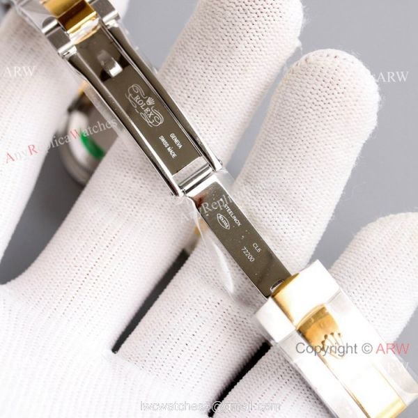 Swiss AAA Replica Rolex Datejust Gold Oyster Watch 31mm White MOP Dial