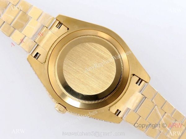 Replica Rolex New Oyster Perpetual Pearlmaster 39 Yellow Gold Watch Full Diamonds