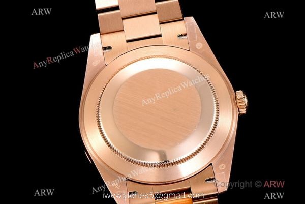 (GM) Rolex Day-Date 40mm Watch Rose Gold Roman Markers