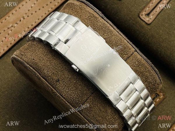 2021 New! Swiss Omega Speedmaster 7750 Watch Green Bezel Stainless Steel